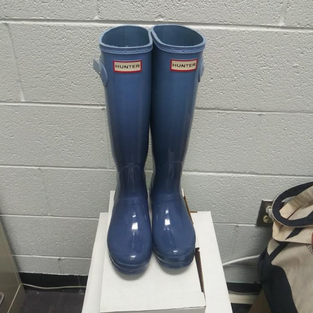Hunter Women's Tall Gloss Rain Boots : Blue